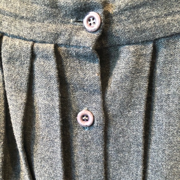 VINTAGE Skirt - Picture 4 of 5